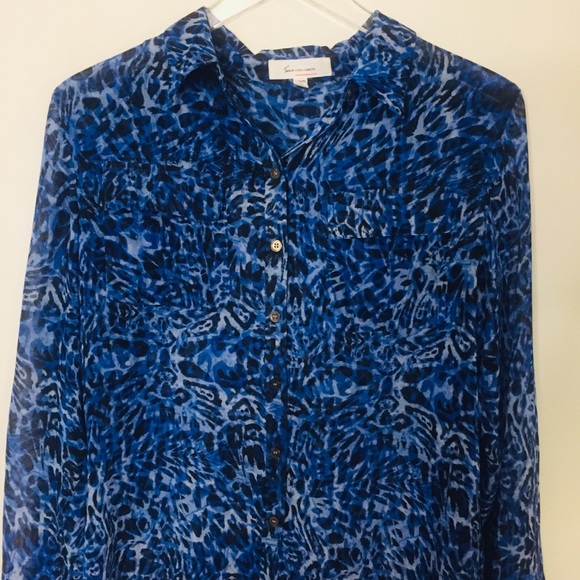 Two by Vince Camuto blue leopard print blouse - Picture 3 of 5